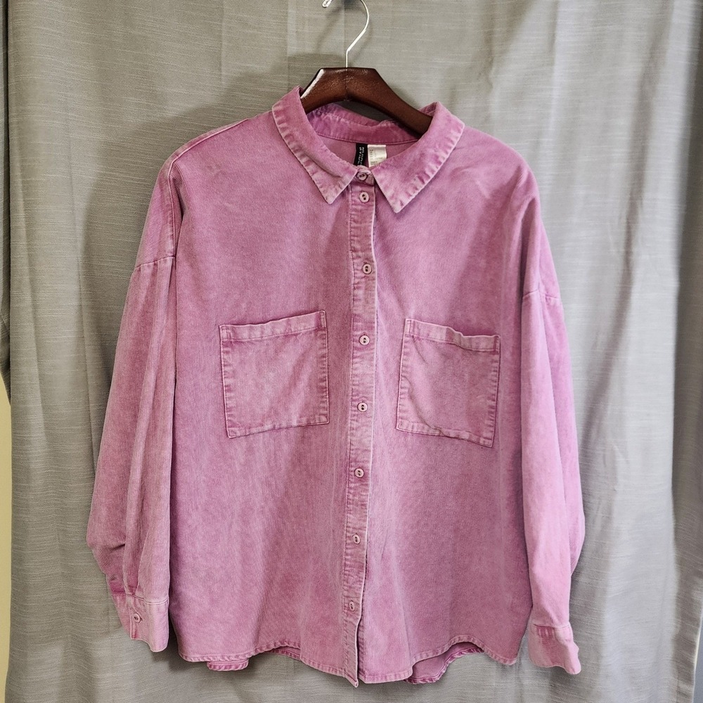 H&M Divided Womens Pink Corduroy Oversized Button Down/ front pock Shirt Large L